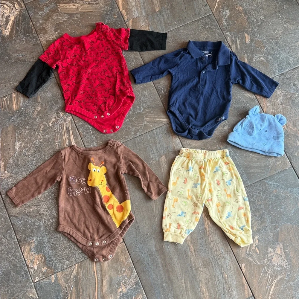21 piece 3-6 month boys mixed clothing lot- bright multi-color sets - Picture 10 of 14